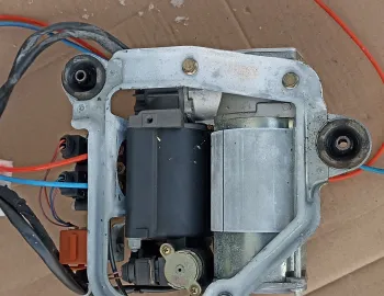 Compresor suspensie pneumatica BMW X5 E53, 6787616