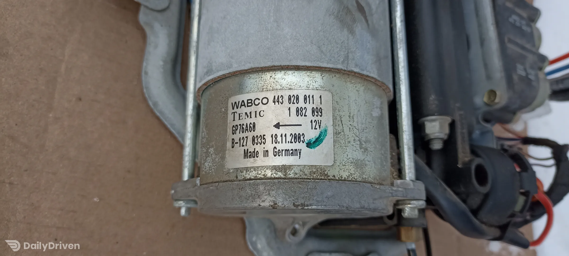 Compresor suspensie pneumatica BMW X5 E53, 6787616