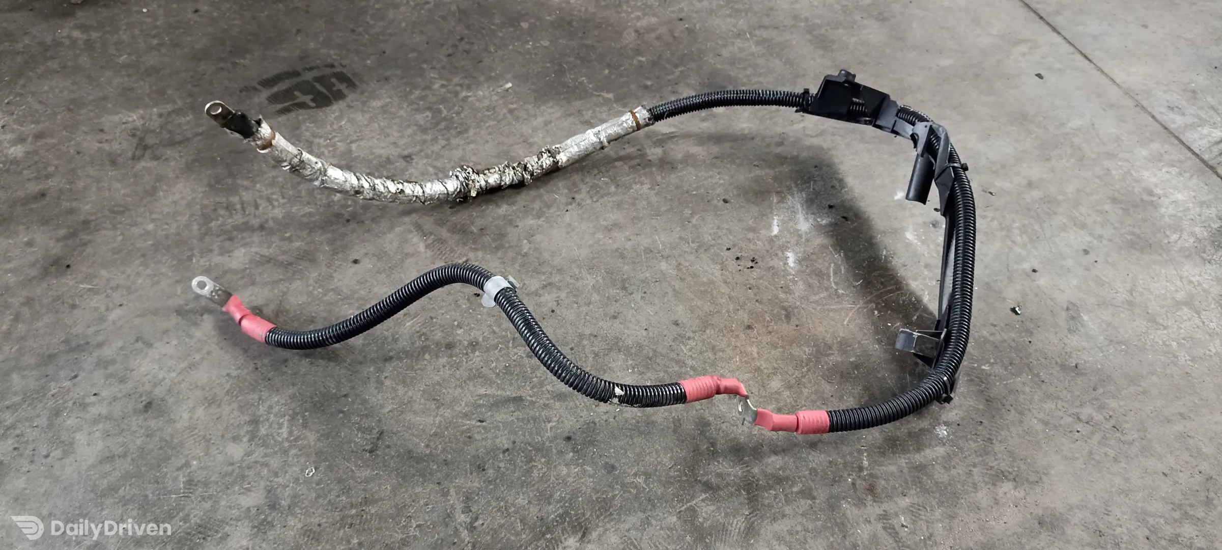 Cablu electromotor BMW Seria 2 F87 M2, borna plus electromotor 7621308