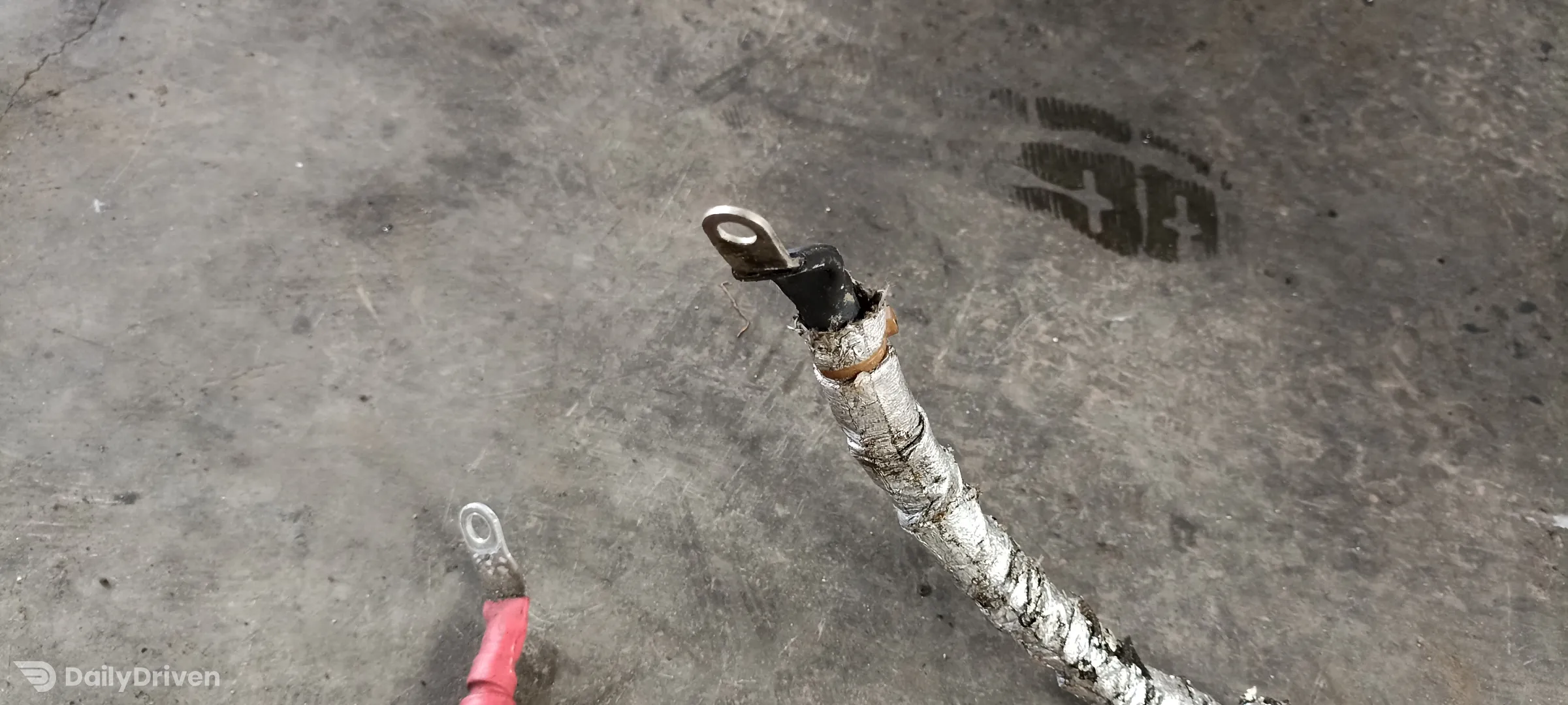 Cablu electromotor BMW Seria 2 F87 M2, borna plus electromotor 7621308