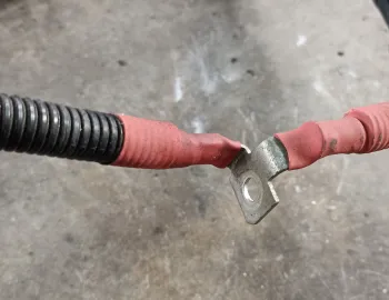 Cablu electromotor BMW Seria 2 F87 M2, borna plus electromotor 7621308