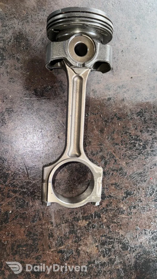 Piston cu biela Nissan Navara 2.3dci YS23DDTT