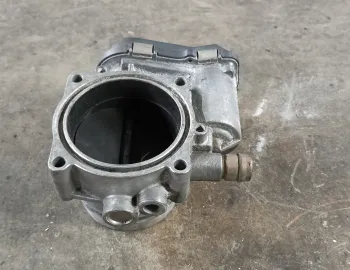 Clapeta acceleratie BMW Seria 2 F22 F23 F87 M2, N55, S55, 7597871