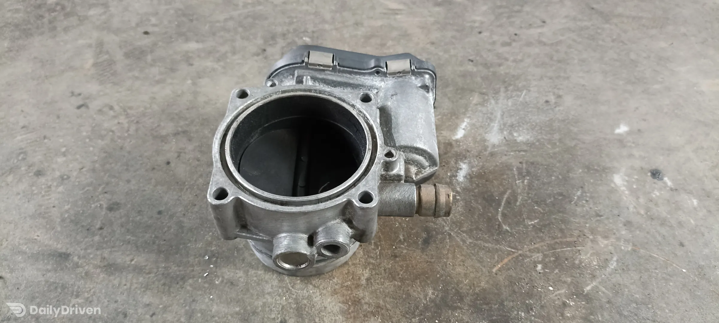 Clapeta acceleratie BMW Seria 7 F01 LCI F02 LCI, N55, 1354 7597871