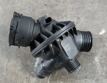 Carcasa termostat BMW Seria 1 F20 F21 benzina, N55