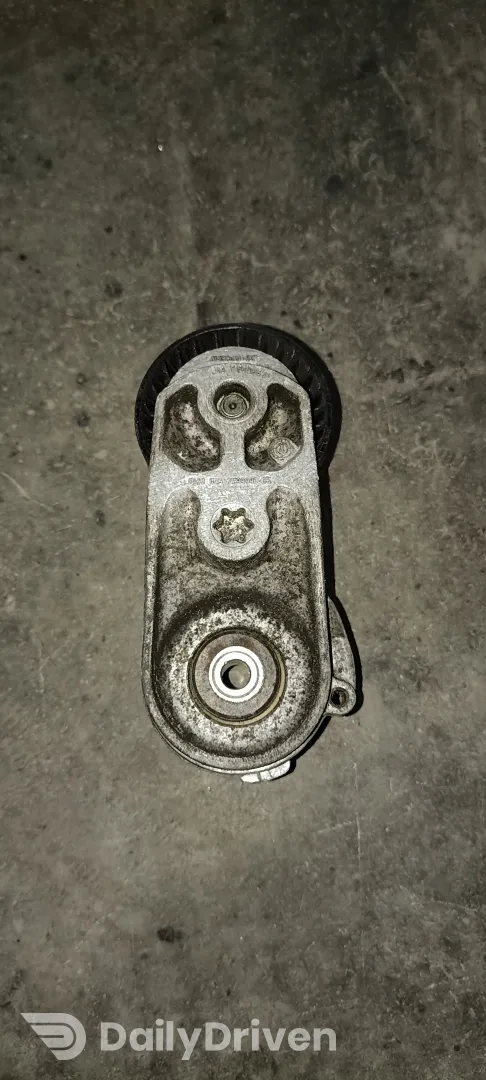 Intinzator curea accesorii BMW Seria 4 F32 F33 F36, N55, 7599097