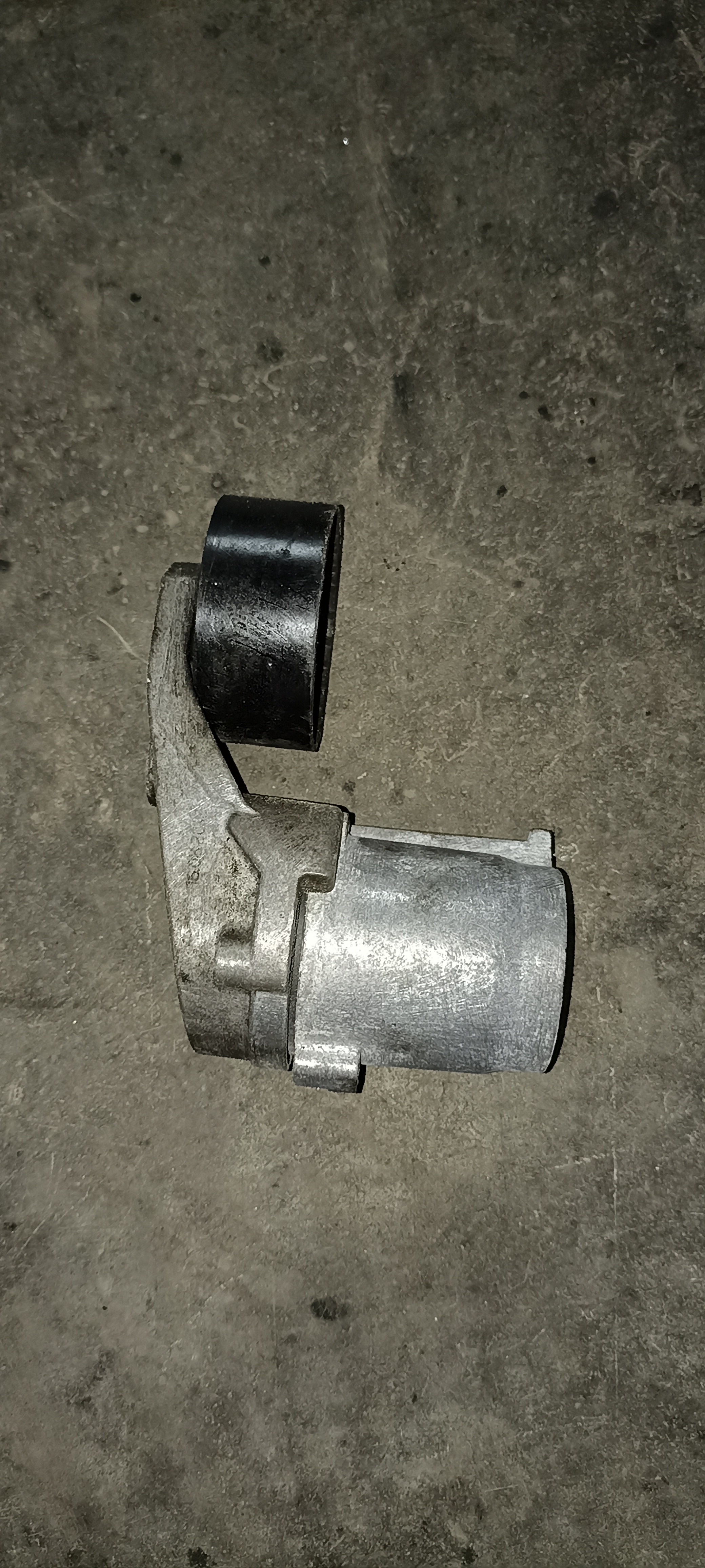 Intinzator curea accesorii BMW X5 E70 LCI benzina, N55, 7599097