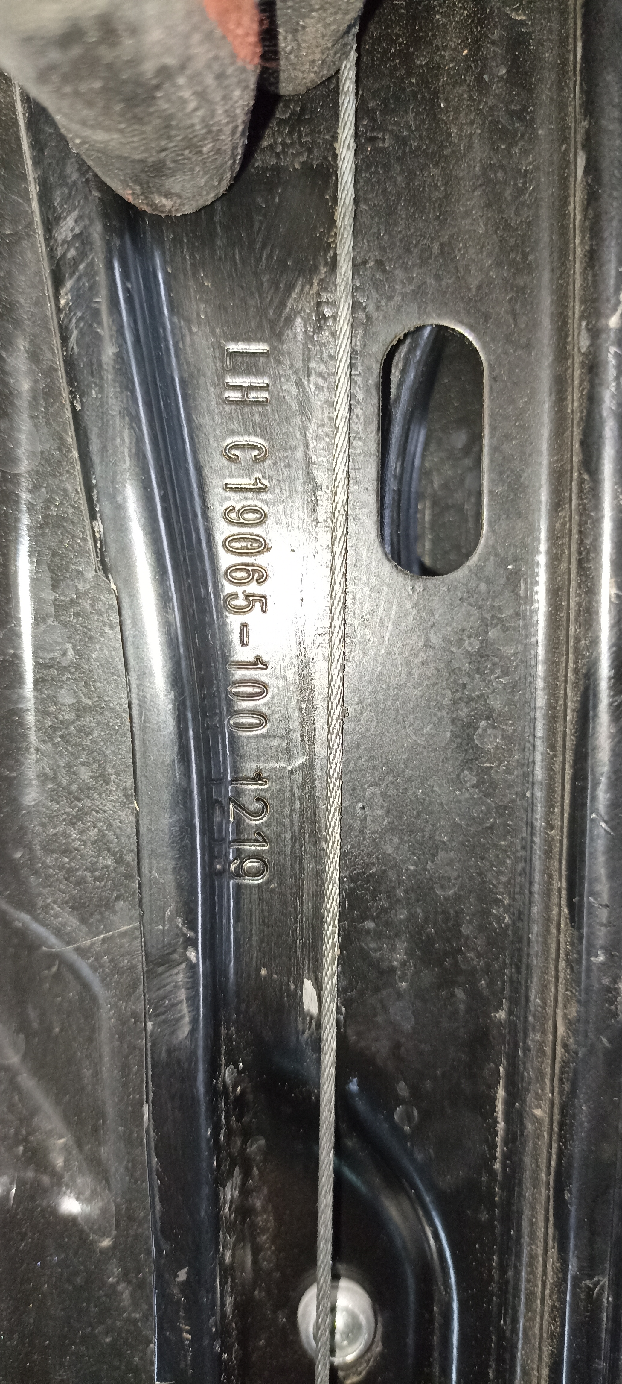 Macara geam stanga fata BMW Seria 7 G11 G12, 9466839