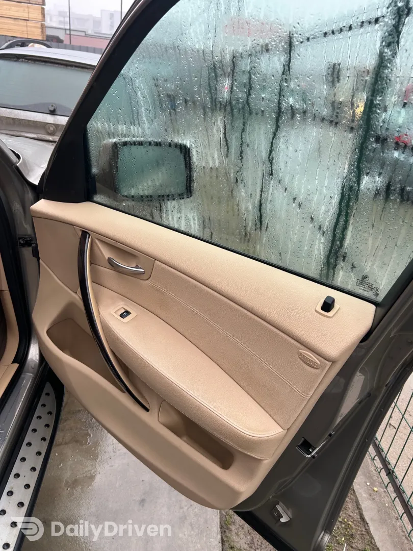 Interior complet BMW X3 E83, interior complet cu incalzire si scaune electrice BMW X3 E83