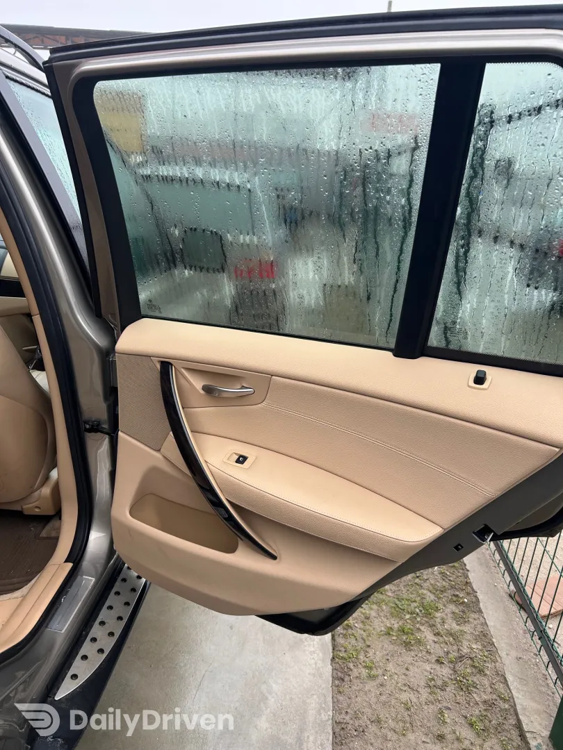 Interior complet BMW X3 E83, interior complet cu incalzire si scaune electrice BMW X3 E83