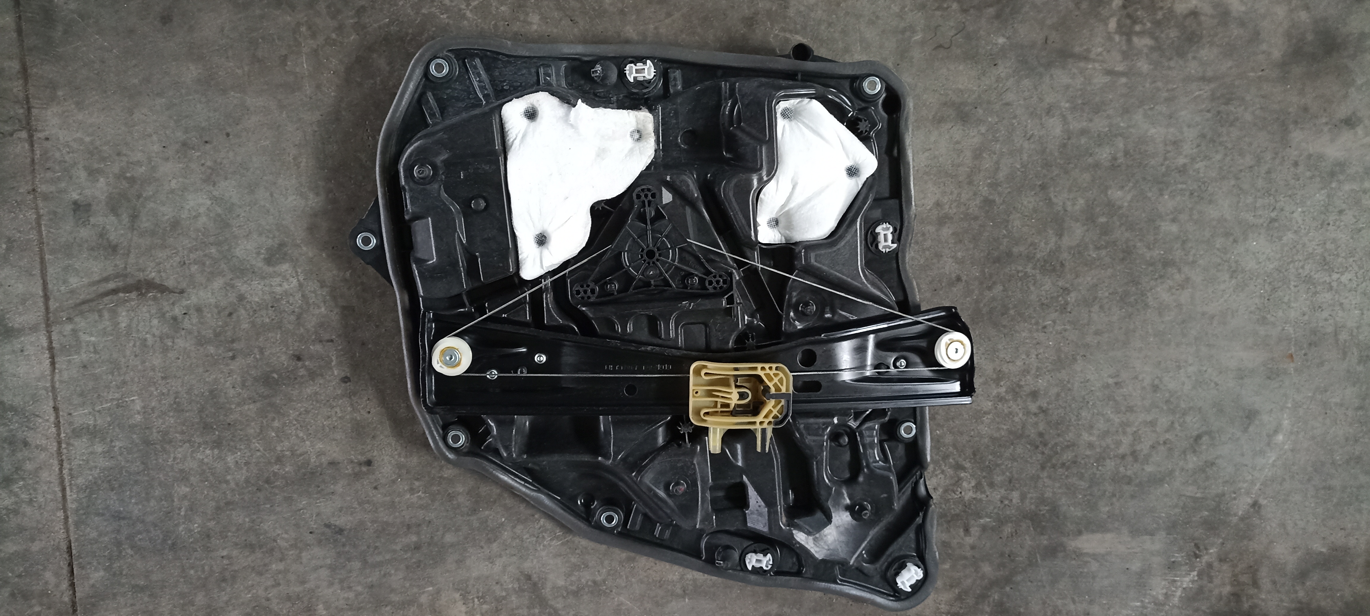 Macara geam stanga spate BMW Seria 7 G11 G12, 9466841