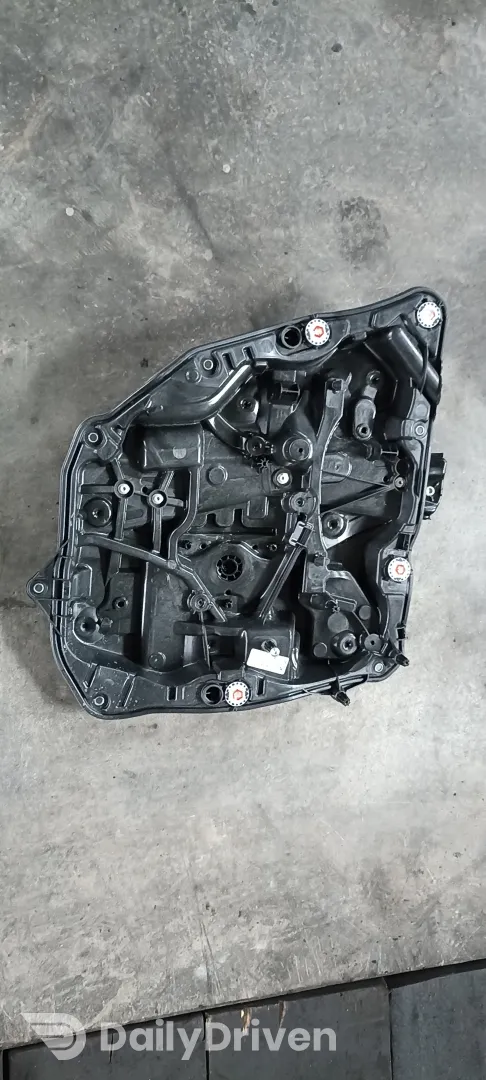 Macara geam stanga spate BMW Seria 7 G11 G12, 9466841