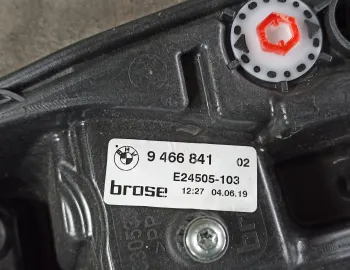 Macara geam stanga spate BMW Seria 7 G11 G12, 9466841