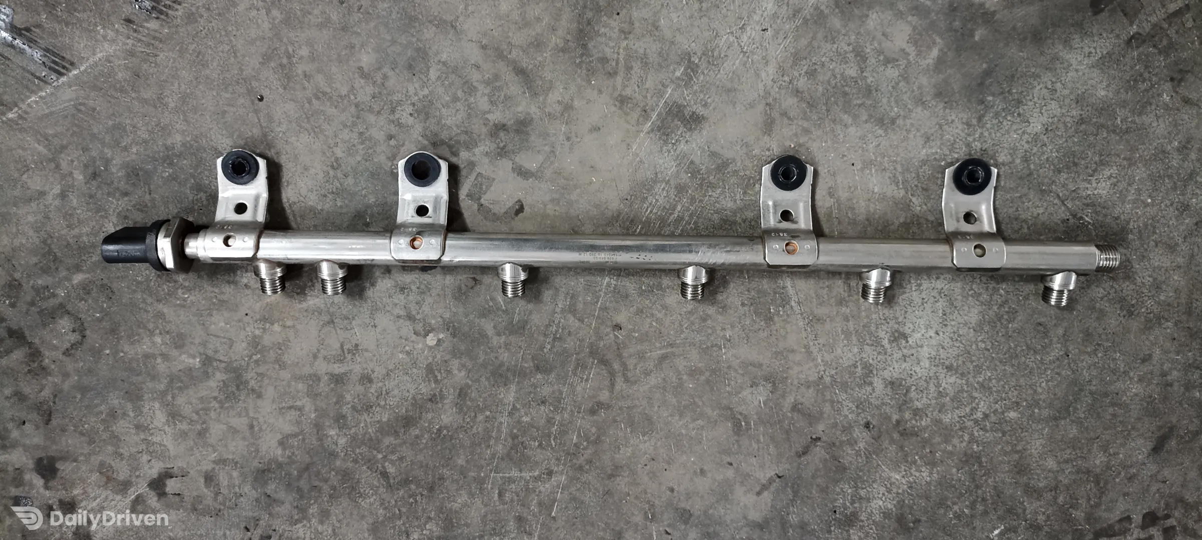 Rampa injectoare BMW Seria 1 F20 F21 benzina, N55, 7628049