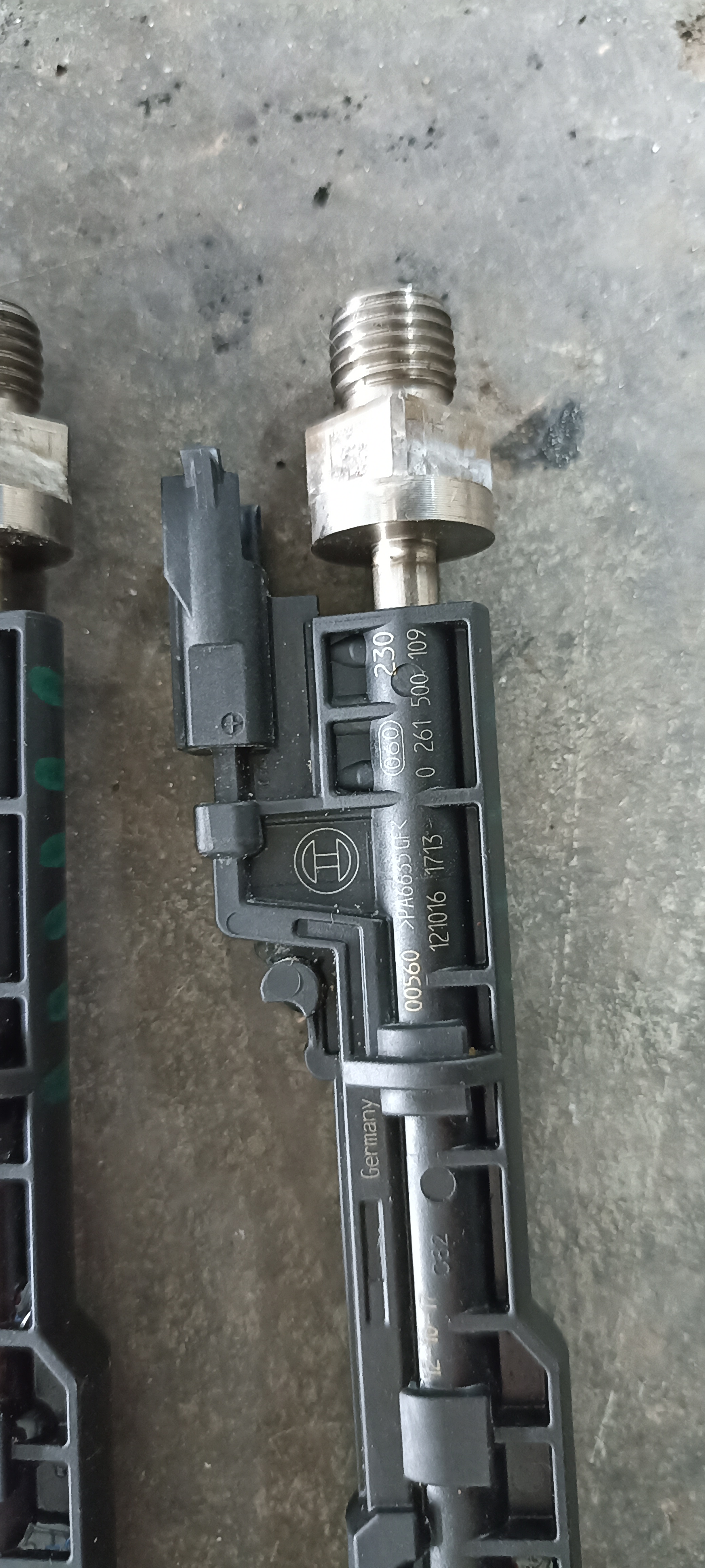 Injectoare BMW Seria 1 F20 F21, N55, 1364 7597870, 0261500109