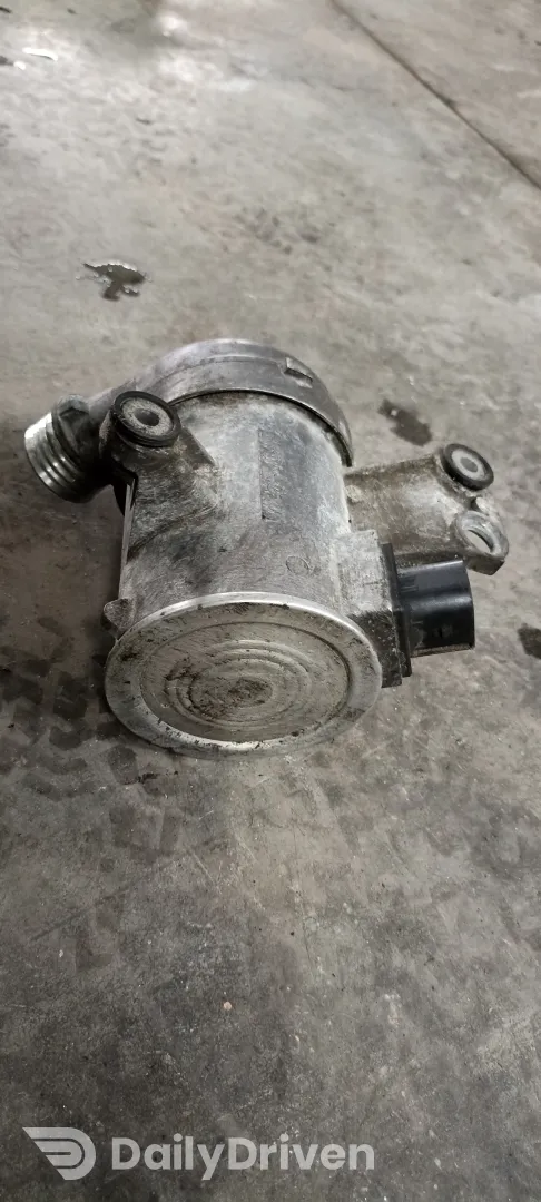 Pompa apa auxiliara BMW Seria 4 F32 F33 F36, benzina N55, 319179150, 32889050