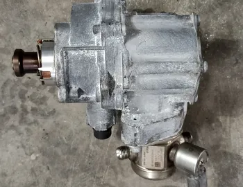 Pompa inalta presiune BMW Seria 3 F30 F31 F34GT, N55, pompa injectie 1351 7610761, 0261523131
