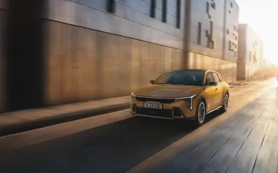 Kia K4 este de acum disponibilă la vânzare în rețeaua de dealeri Kia Romania, cu prețuri începând de la 27,400 Euro