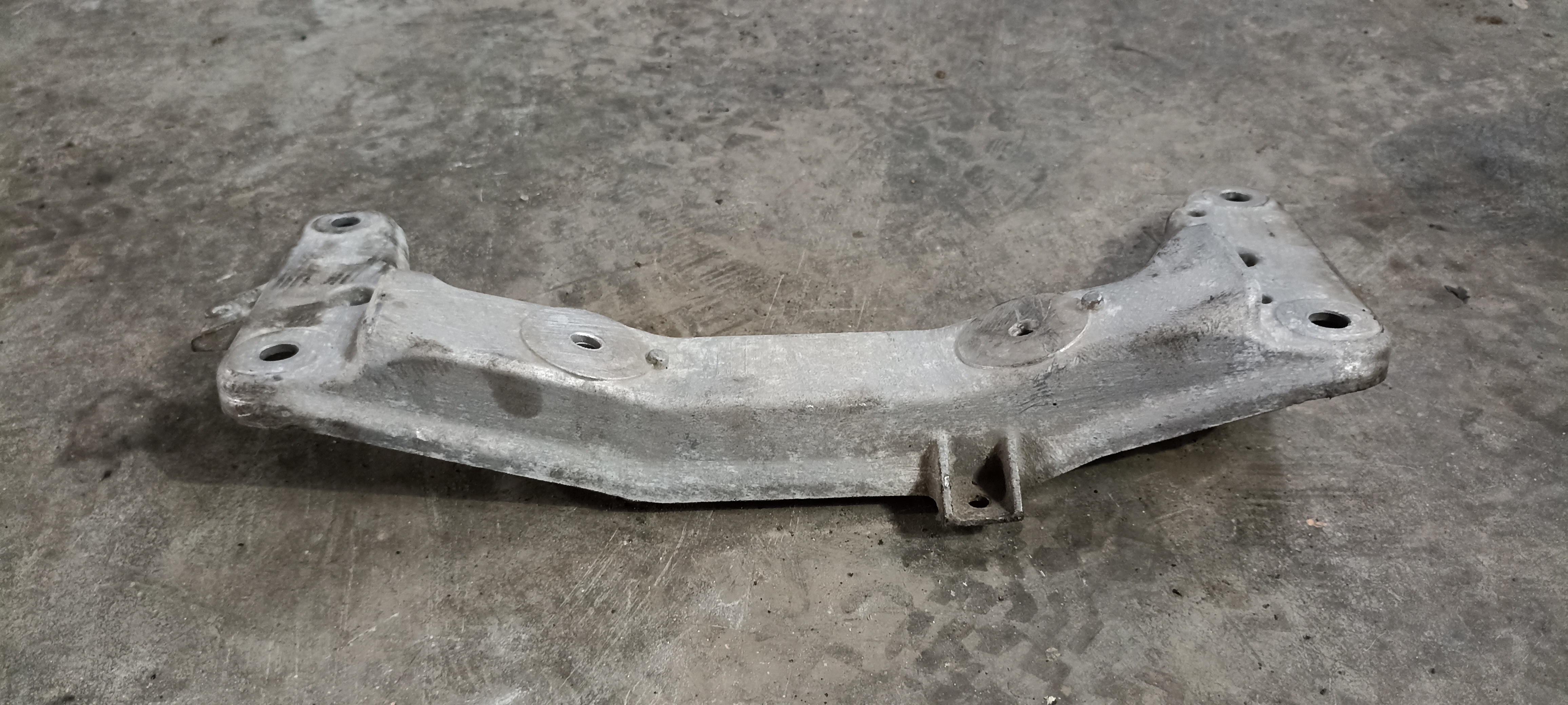 Suport cutie viteze BMW Seria 4 F32 F33 F36, N55, 6796611