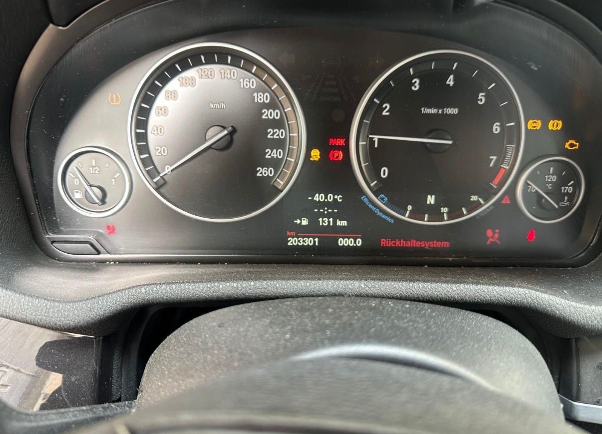 Dezmembrez BMW X3 F25 2.0i benzina N20 automat
