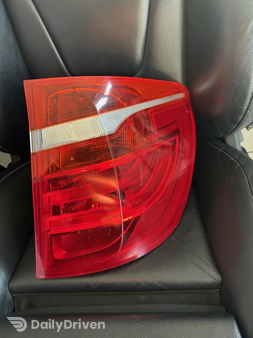 Stop tripla dreapta aripa BMW X3 F25, tripla cu led X3 F25