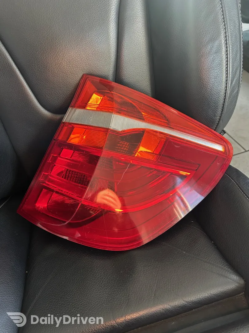 Stop tripla dreapta aripa BMW X3 F25, tripla cu led X3 F25