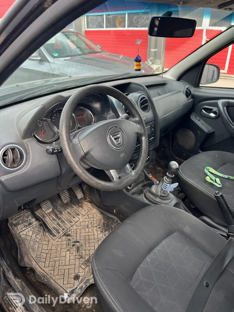 Dezmembrez Dacia Duster 1.5 dci fabricatie 2015