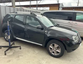 Dezmembrez Dacia Duster 1.5 dci fabricatie 2015