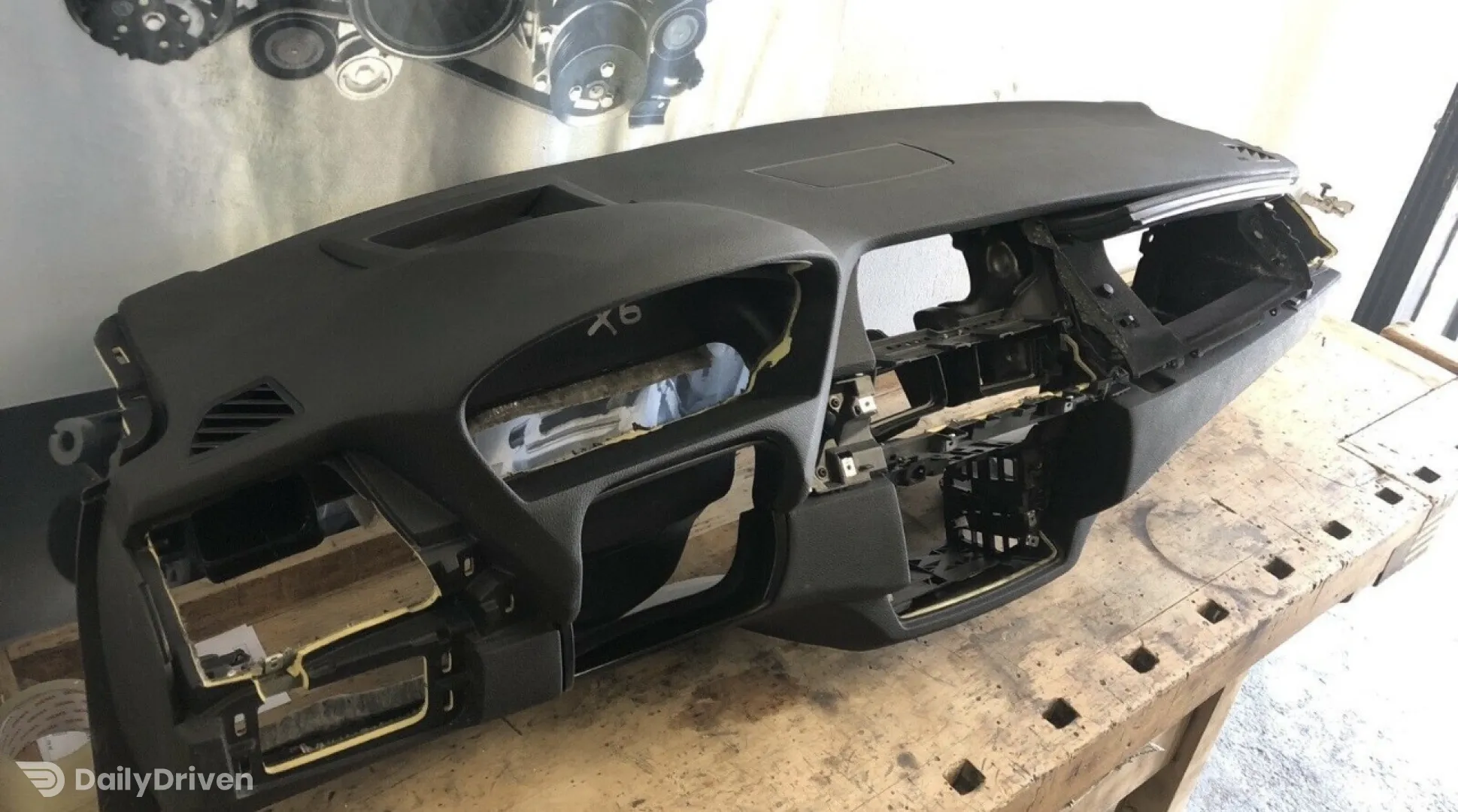 Plansa bord cu head-up display BMW X5 E70, 2006-2013