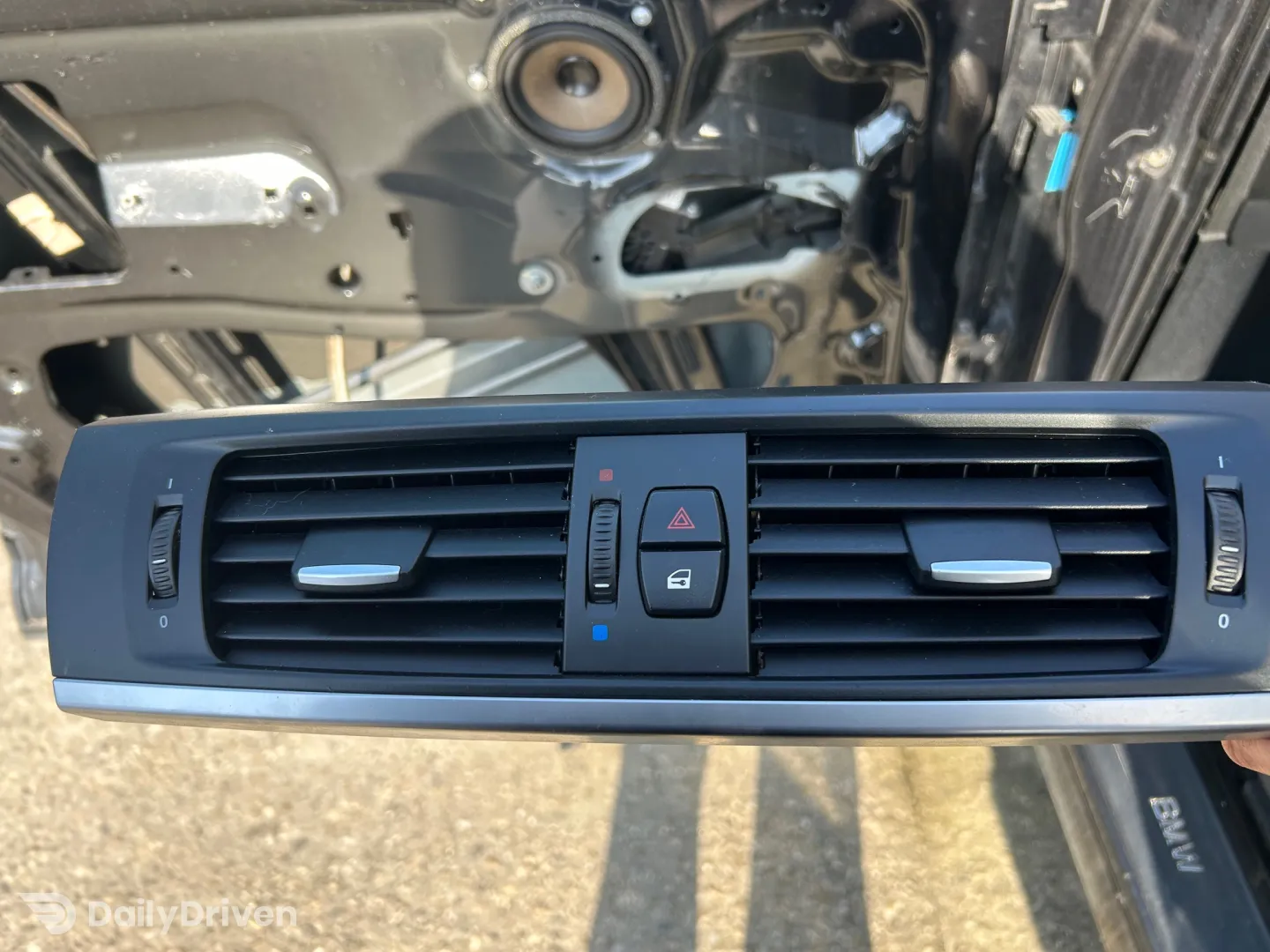 Grila ventilatie centrala BMW X3 F25, 2009-2017