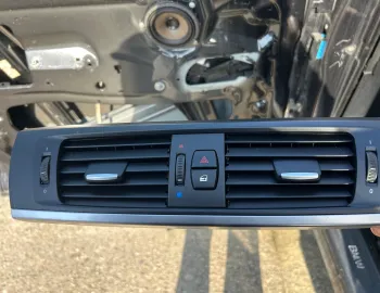 Grila ventilatie centrala BMW X3 F25, 2009-2017