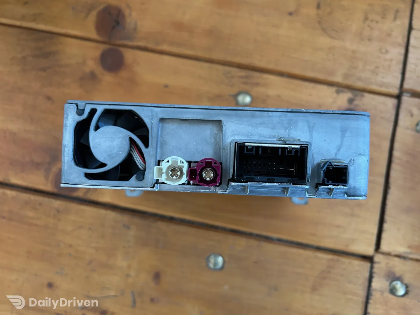 DVD-player pasageri spate BMW X6 G06, 9826928