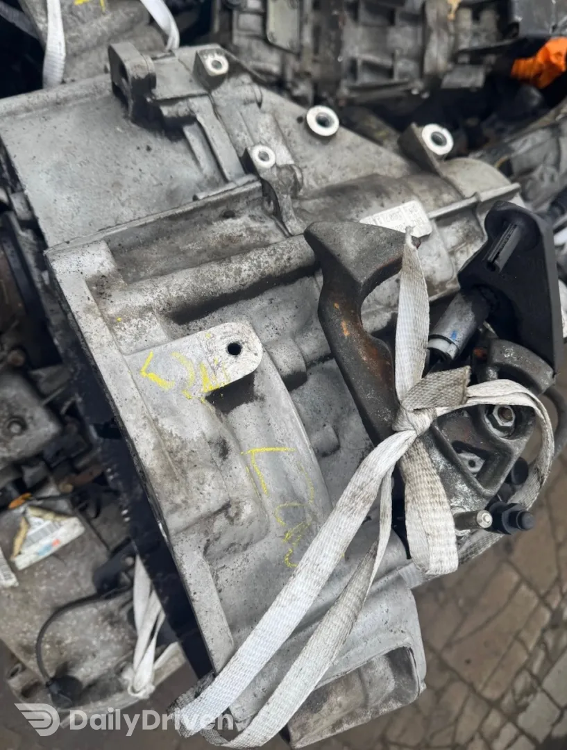 Cutie viteze 6+1 trepte Skoda Superb 2, 1.6 tdi
