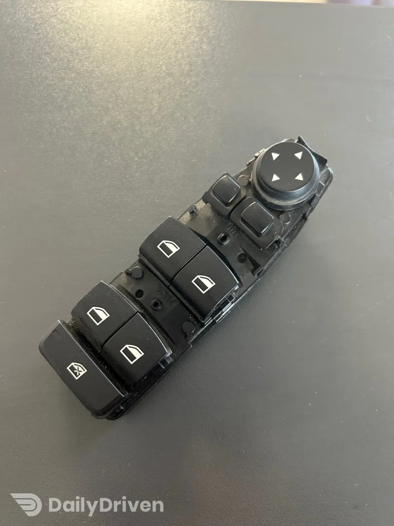 Comanda butoane geamuri electrice BMW Seria 3 F30 F80 M3 F31, 9208111, 9362107