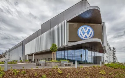 Volkswagen ia în calcul cea mai amplă restructurare din istoria companiei. Până la 100.000 de locuri de muncă sunt în pericol