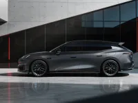 LYNK & CO PREZINTĂ MODELUL 07 GT ALĂTURI DE GAMA SA EUROPEANĂ LA SALONUL AUTO DE LA PARIS 2026