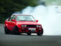 Teljes útmutató: hogyan driftelj autóval kezdőknek