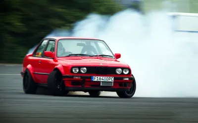 Complete Tutorial: How to Drift a Car - A Technical Guide for Beginners