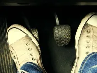 Loše navike koje uništavaju kvačilo – vodič za održavanje transmisije