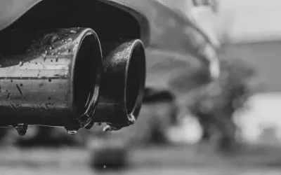 De ce curge apă pe evacuarea mașinii - cauze și soluții