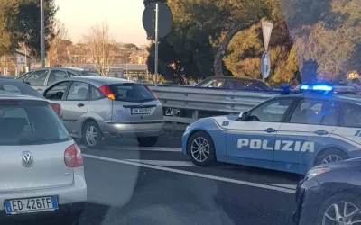 Străinii au adoptat "modelul românesc" pentru plăcuțele de înmatriculare. Cum s-a umplut europa de numere de înmatriculare poloneze?
