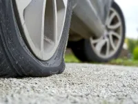 Masina electrica si schimbul de anvelople. 354 de euro pentru un simplu schimb de anvelopa!