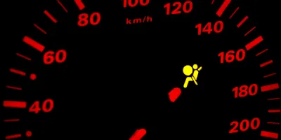 Airbag warning light on an Volvo S40