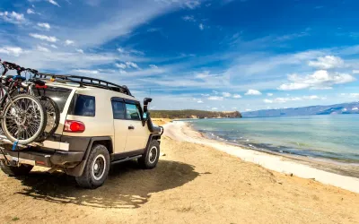 Cu masina la mare. De ce ai nevoie pentru vacanta perfecta in familie?