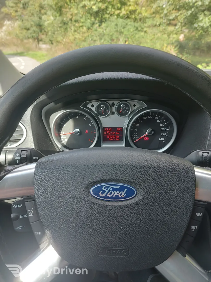 Ford Focus 1.6 Benzina