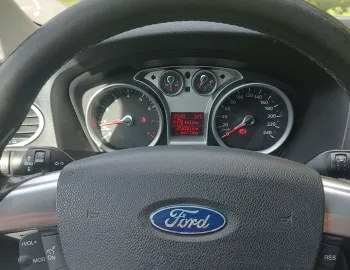 Ford Focus 1.6 Benzina