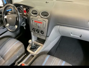 Ford Focus 1.6 Benzina