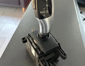 Schimbator viteze cutie automata BMW Seria 7 F01 F02 F03 F04 volan stanga, 9296904