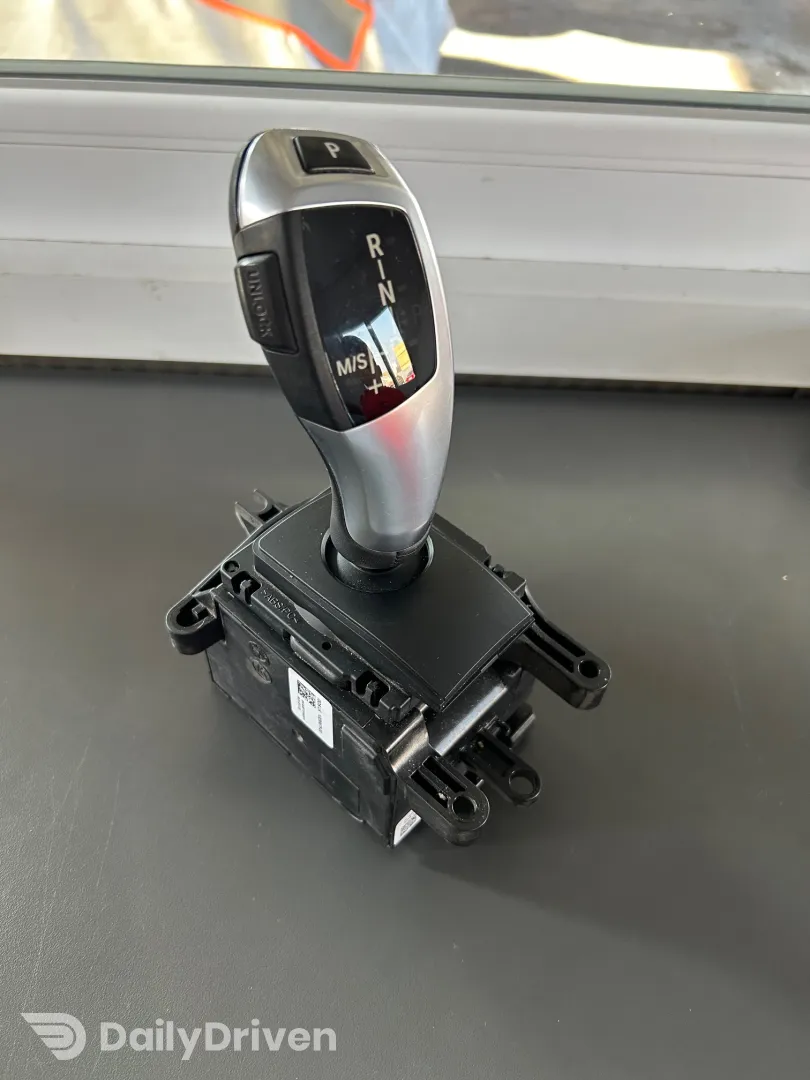 Schimbator viteze cutie automata BMW Seria 7 F01 F02 F03 F04 volan stanga, 9296904