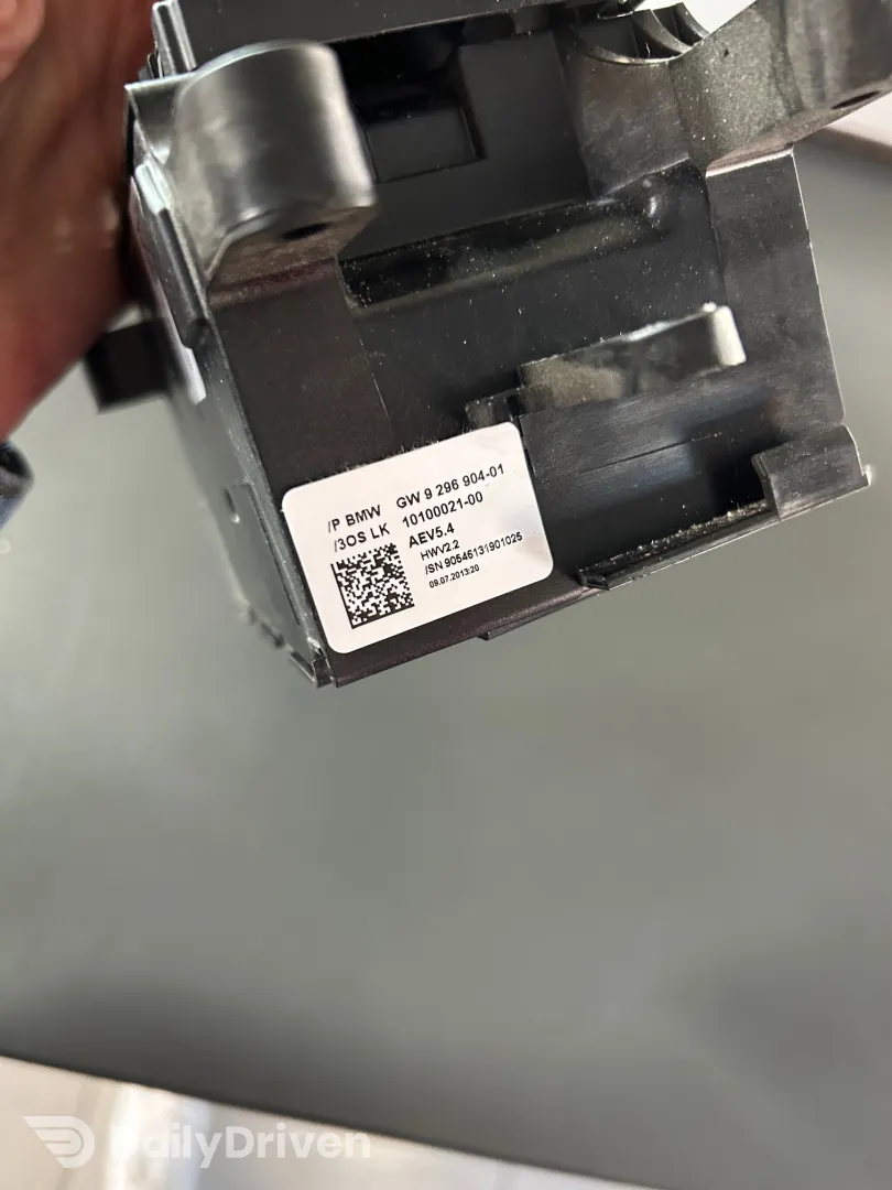 Schimbator viteze cutie automata BMW Seria 5 F07 F10 F11 volan stanga, 9296904